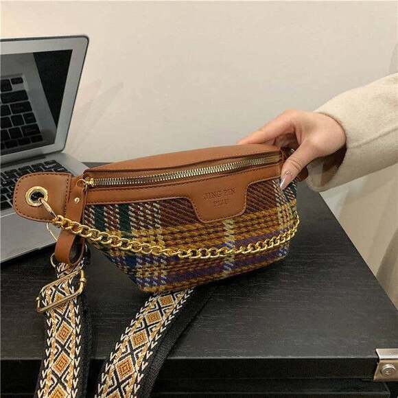 Classic Plaid Belt Bag - Picture 4 of 5